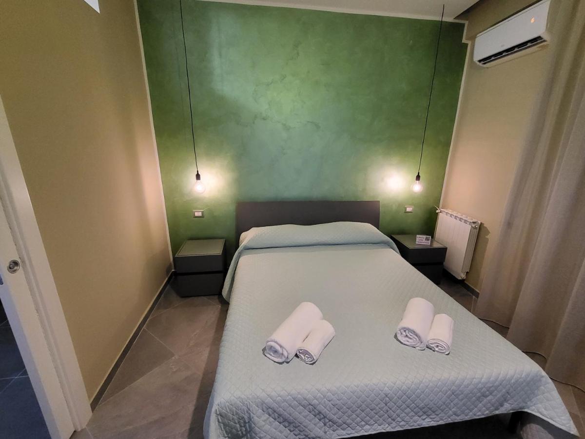 Casa Dello Stretto Otel Messina Dış mekan fotoğraf