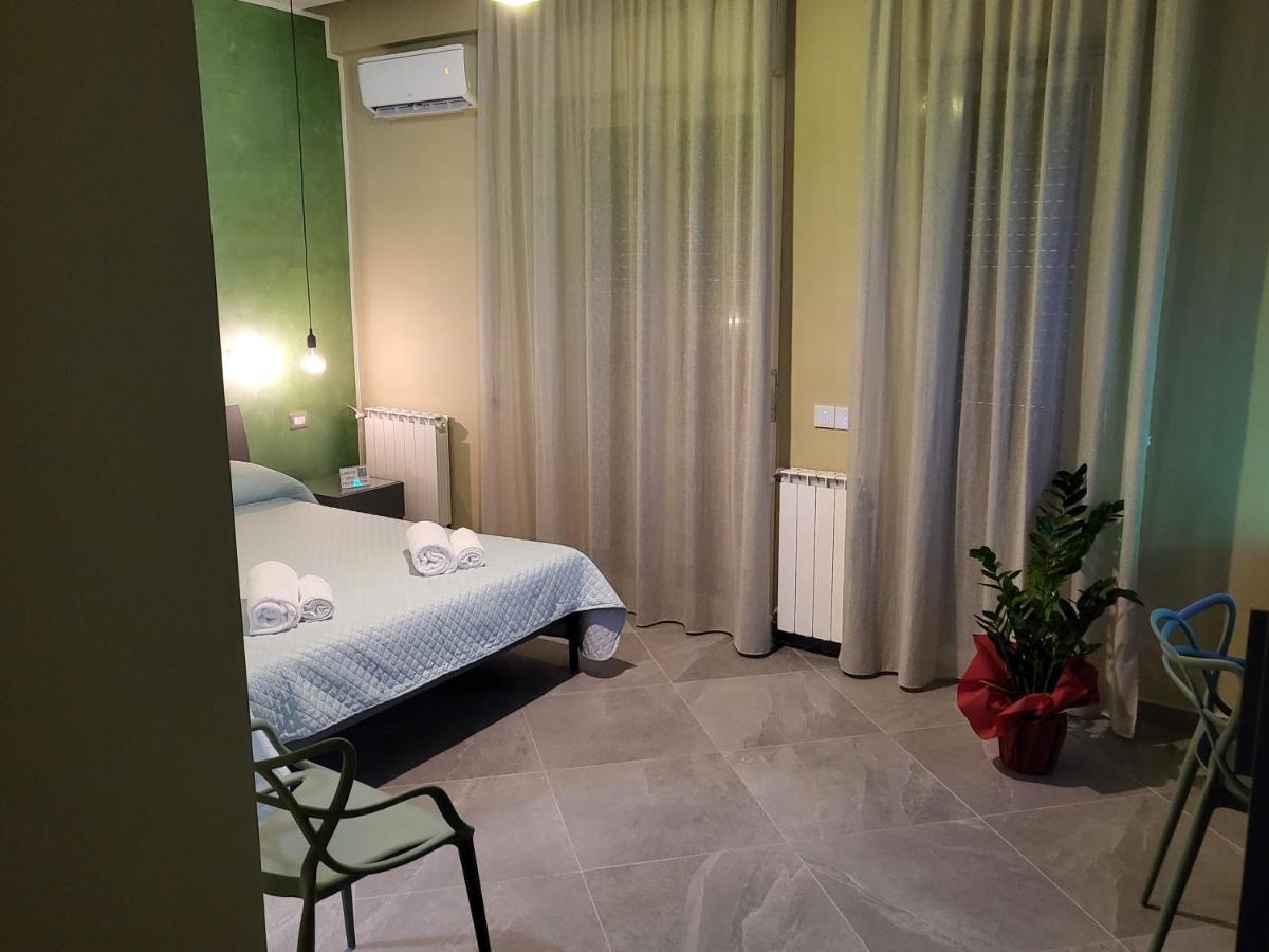 Casa Dello Stretto Otel Messina Dış mekan fotoğraf